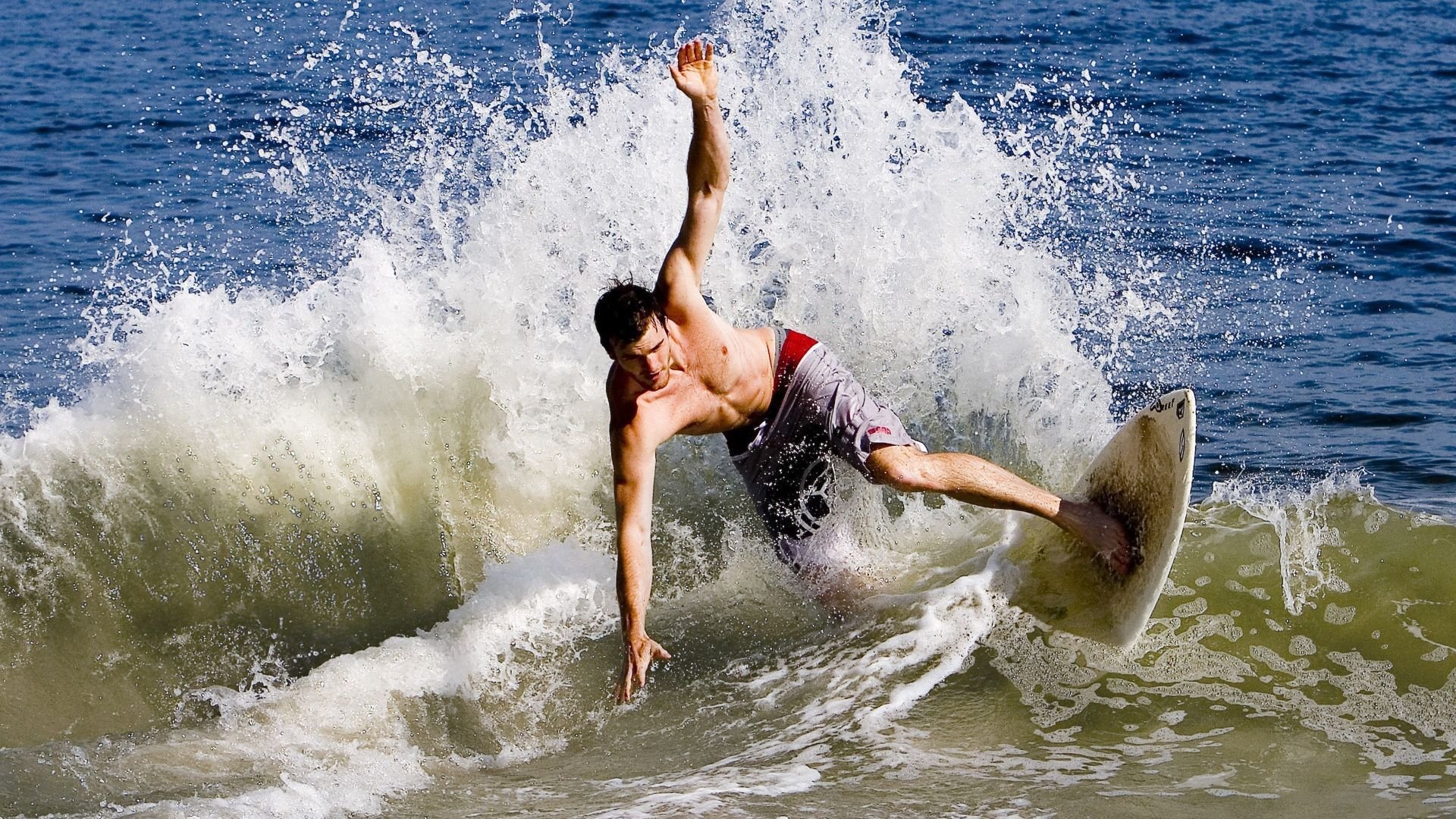 英超球队结合GPS数据调整赛季体能负荷，英超体能测试